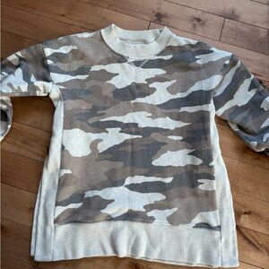 Aerie crewneck oversized camouflage sweatshirt XS